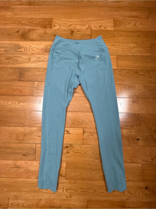 Gymshark Pants - Gymshark Women’s Crossover Leggings